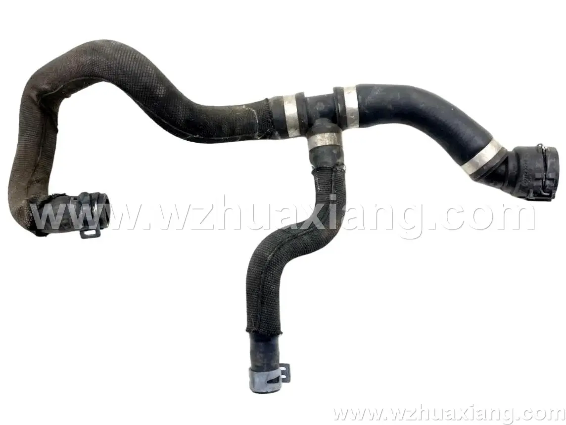 冷却水管
Coolant  hose