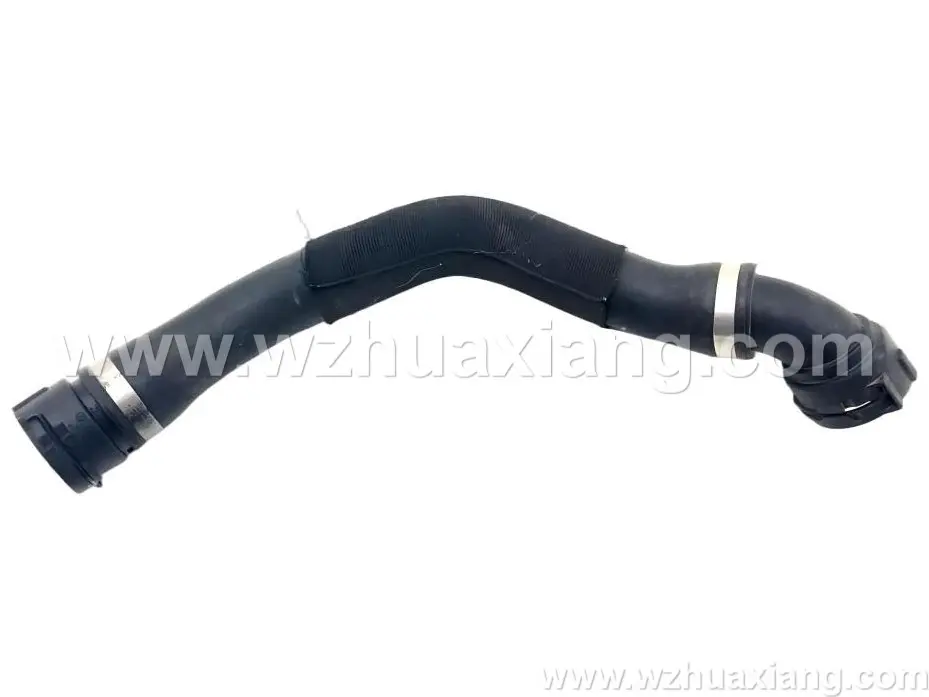 冷却水管
Coolant  hose