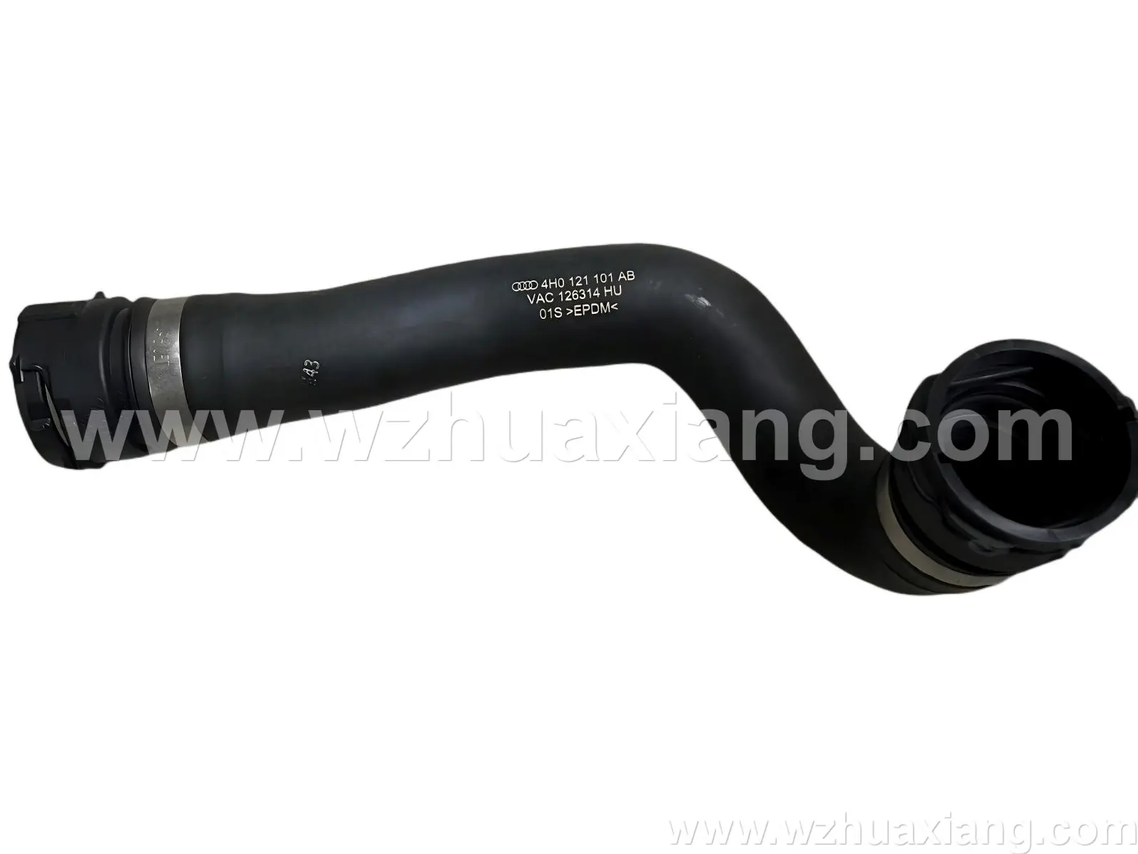 
上部散热器冷却液软管/管路
Upper Radiator Coolant HOSE 