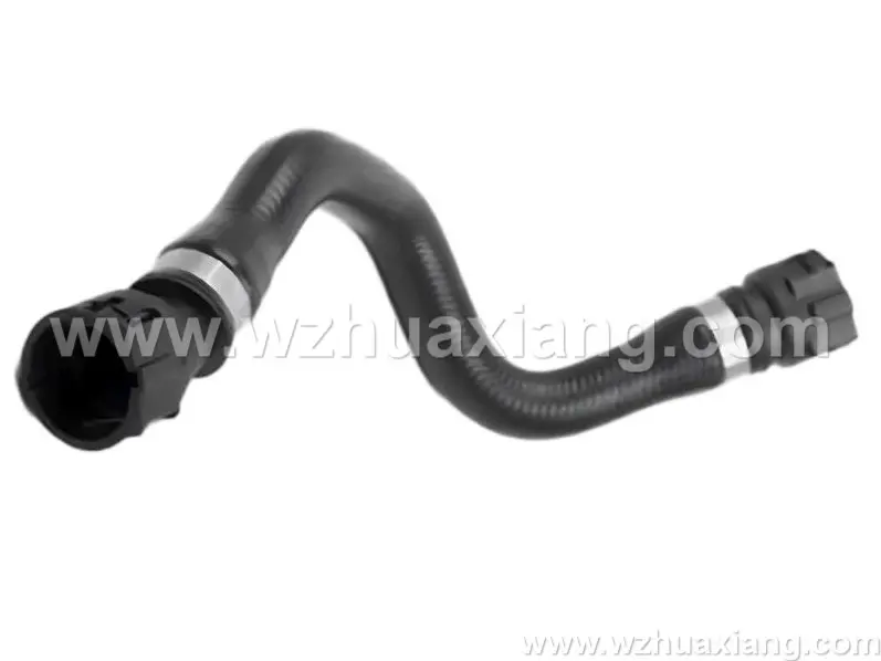 软管加热体到发动机进水口