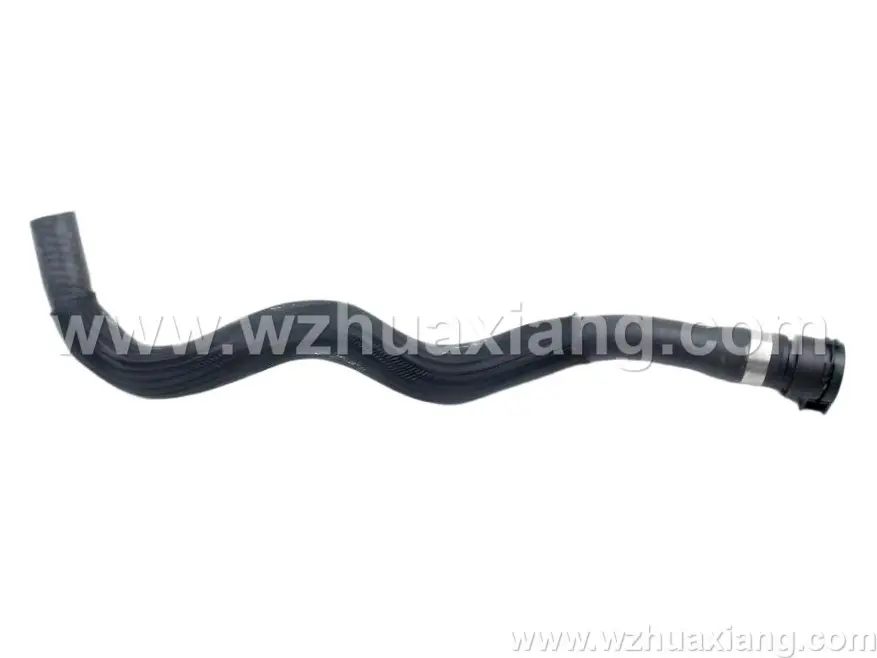 冷却液软管
Coolant  hose