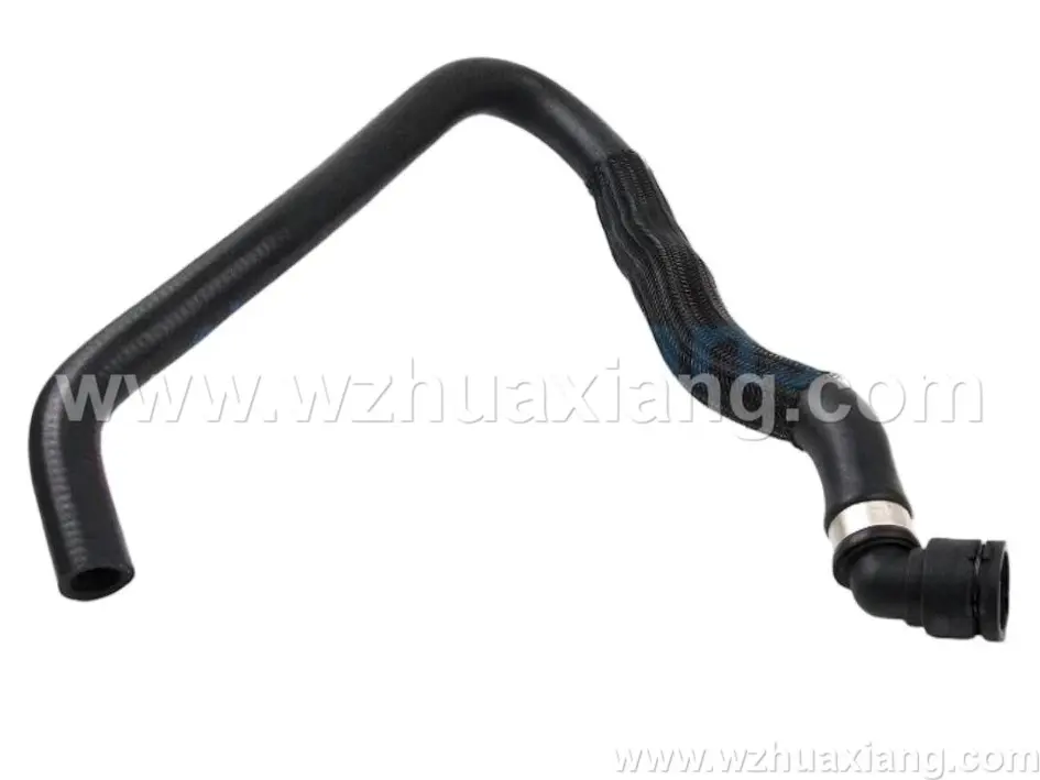 冷却液软管
Coolant  hose