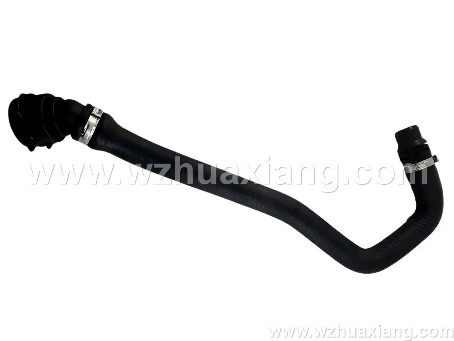冷却液软管
Coolant  hose