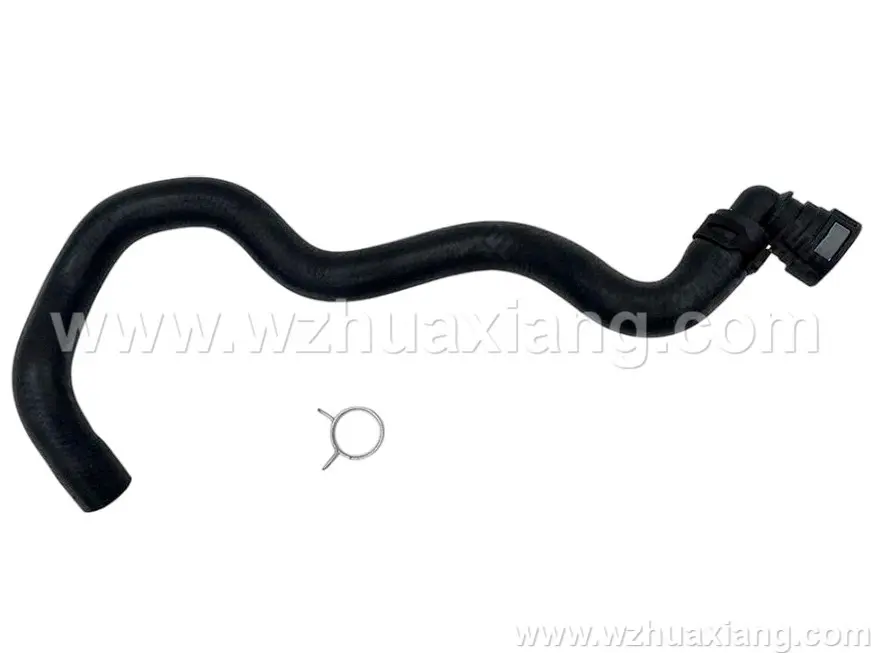 节温器至发动机软管
水管 
water pipe                        RR13/RS14