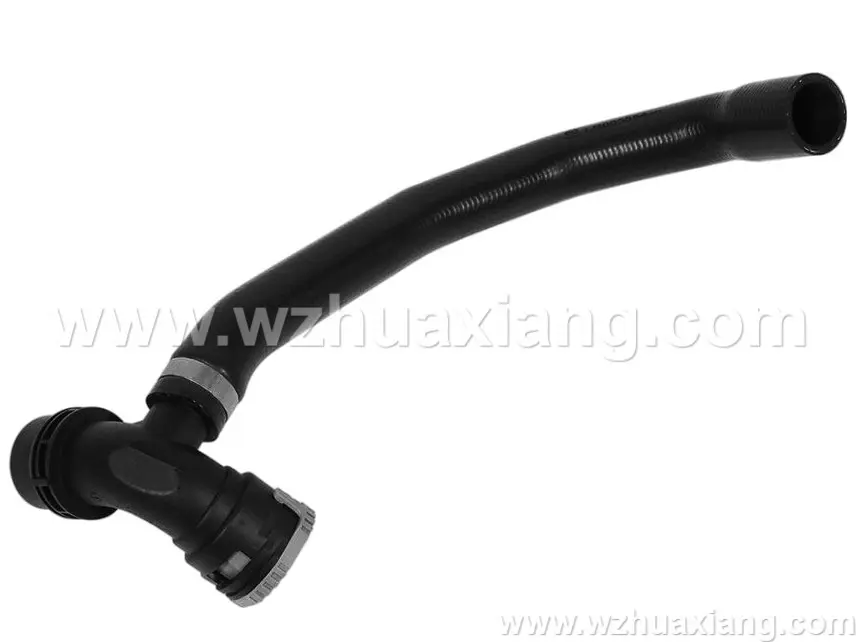 下散热器冷却液软管
水管                       LR2/3.2